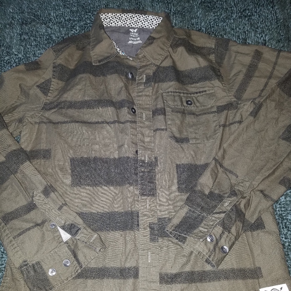 Boys Shaun White button down long sleeve shirt
